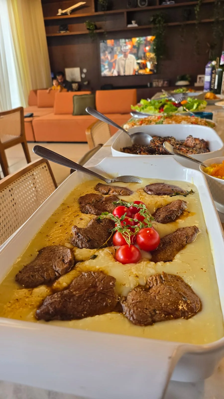 Filé mignon com musseline de batatas